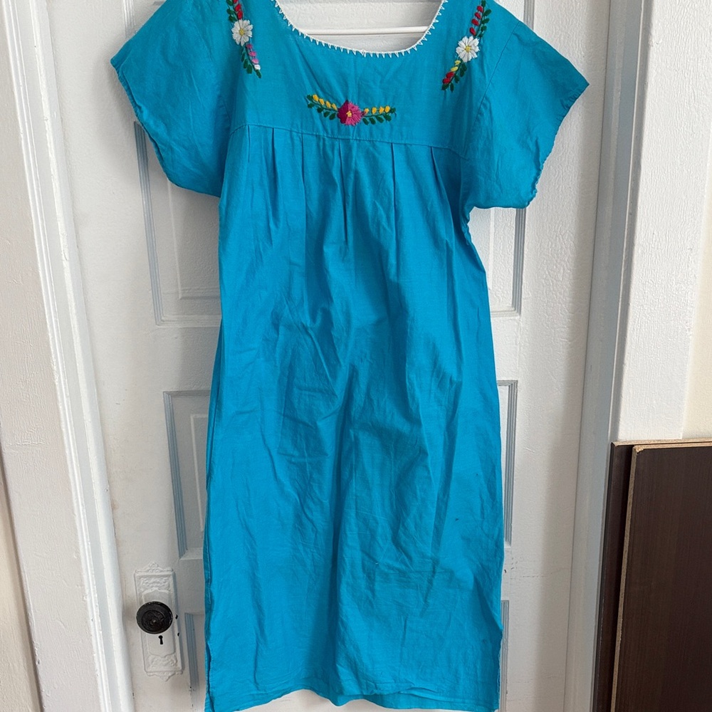 Embroidered Dress - Picture 5 of 7